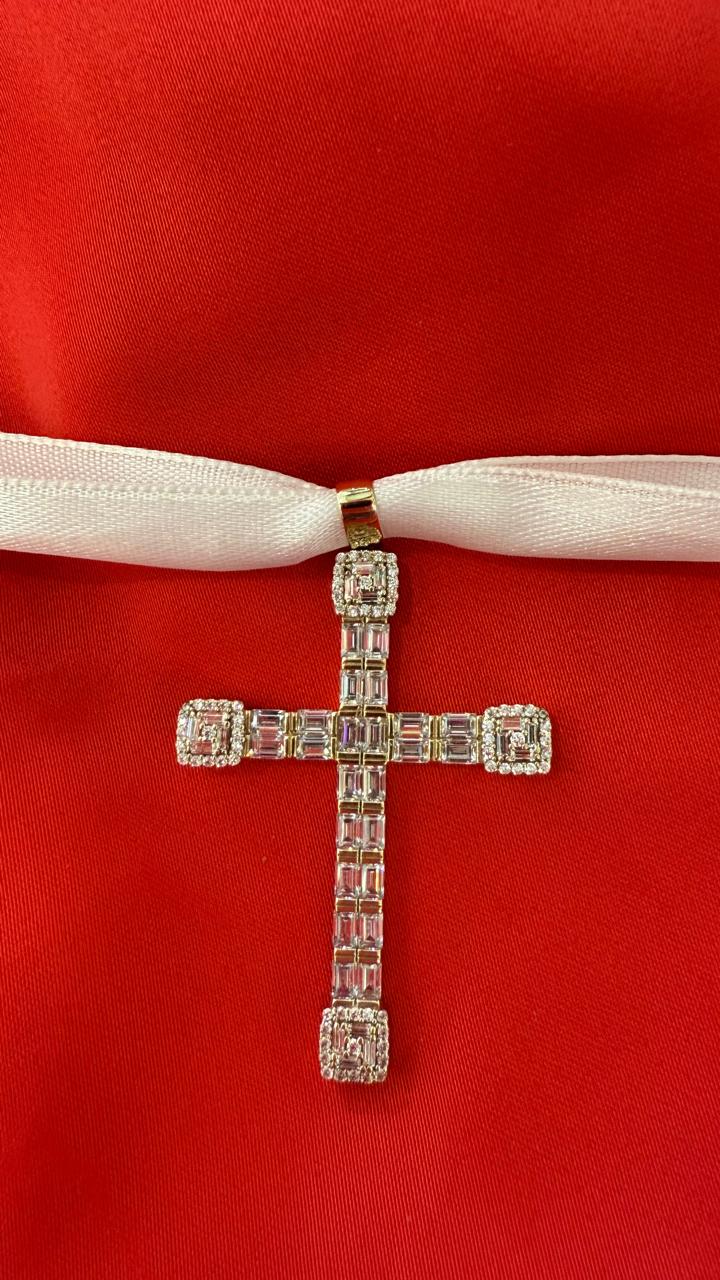 DIJE CRUZ BAGUETE 10K 4.3GR